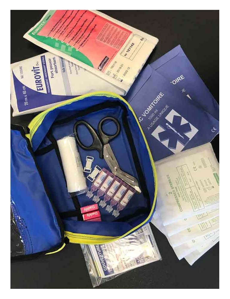 TROUSSE TAXI OBLIGATOIRE