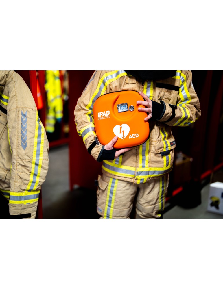 DEFIBRILATEUR SEMI AUTOMATIQUE I-PAD SP1